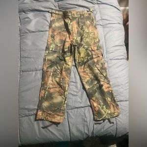 NWOT Trail Crest Camo Pants